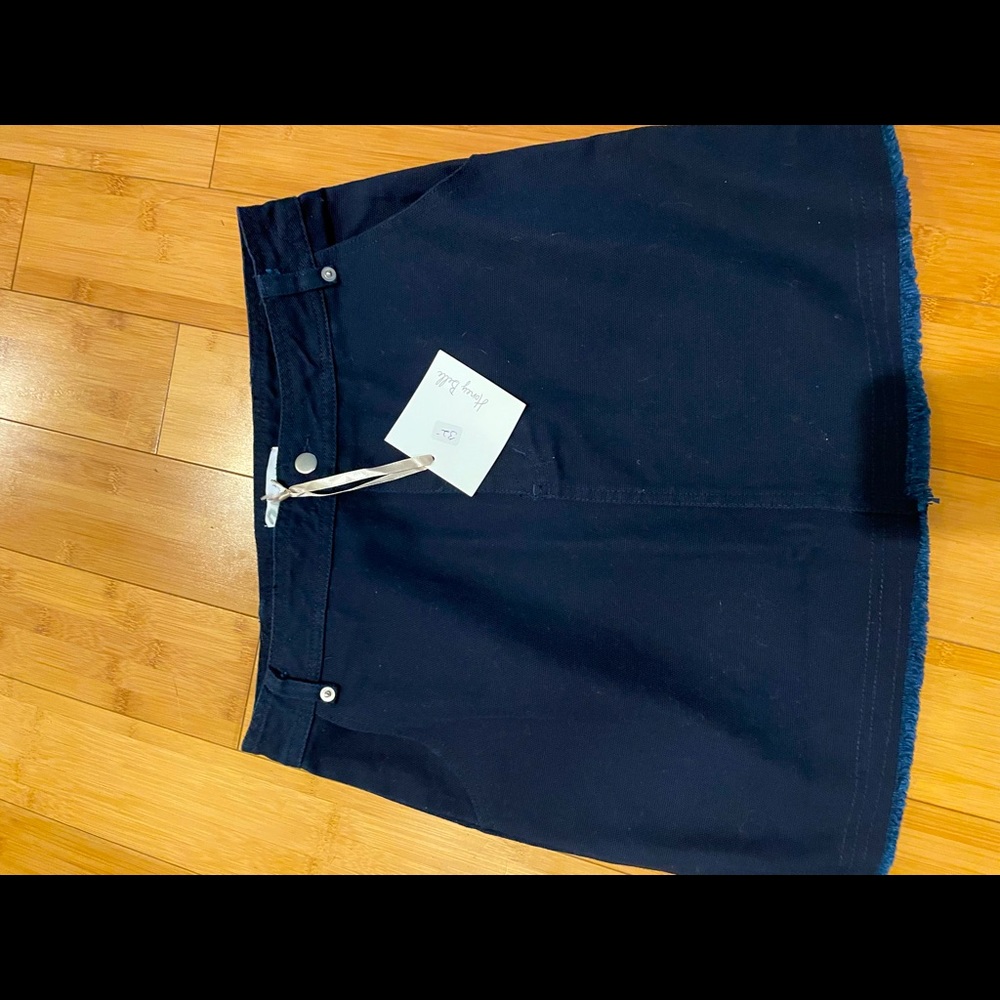 Honey Belle boutique navy mini skirt